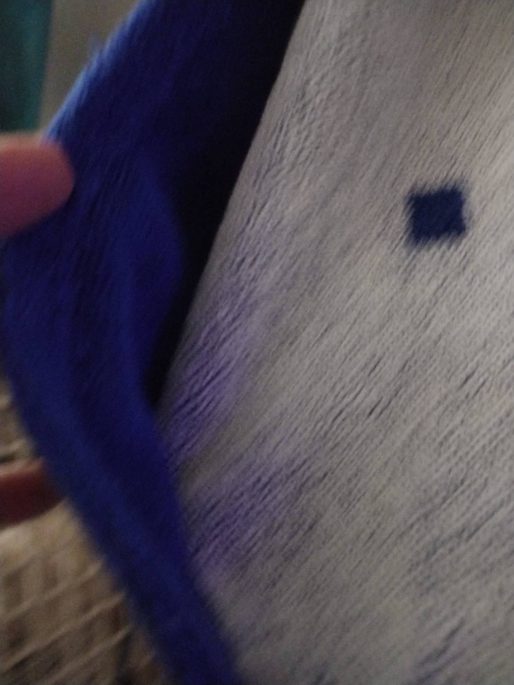 Star Wars Blue, White & Silver R2-D2 Kids Hooded Poncho - Picture 5 of 11